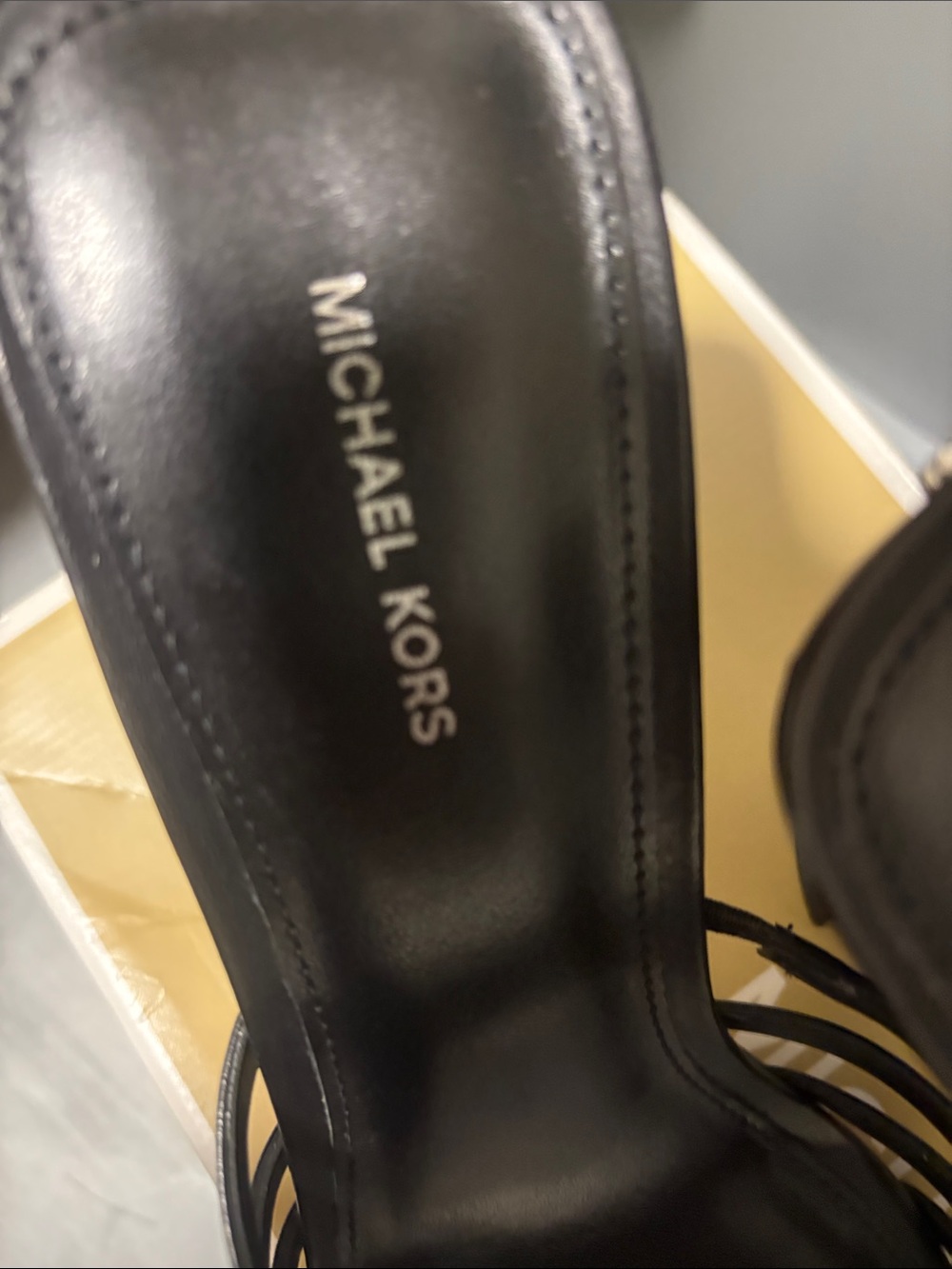 Michael Kors Haisley Black Strappy Square-Toe Heels NIB - Picture 3 of 7